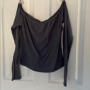 Off shoulder long sleeve